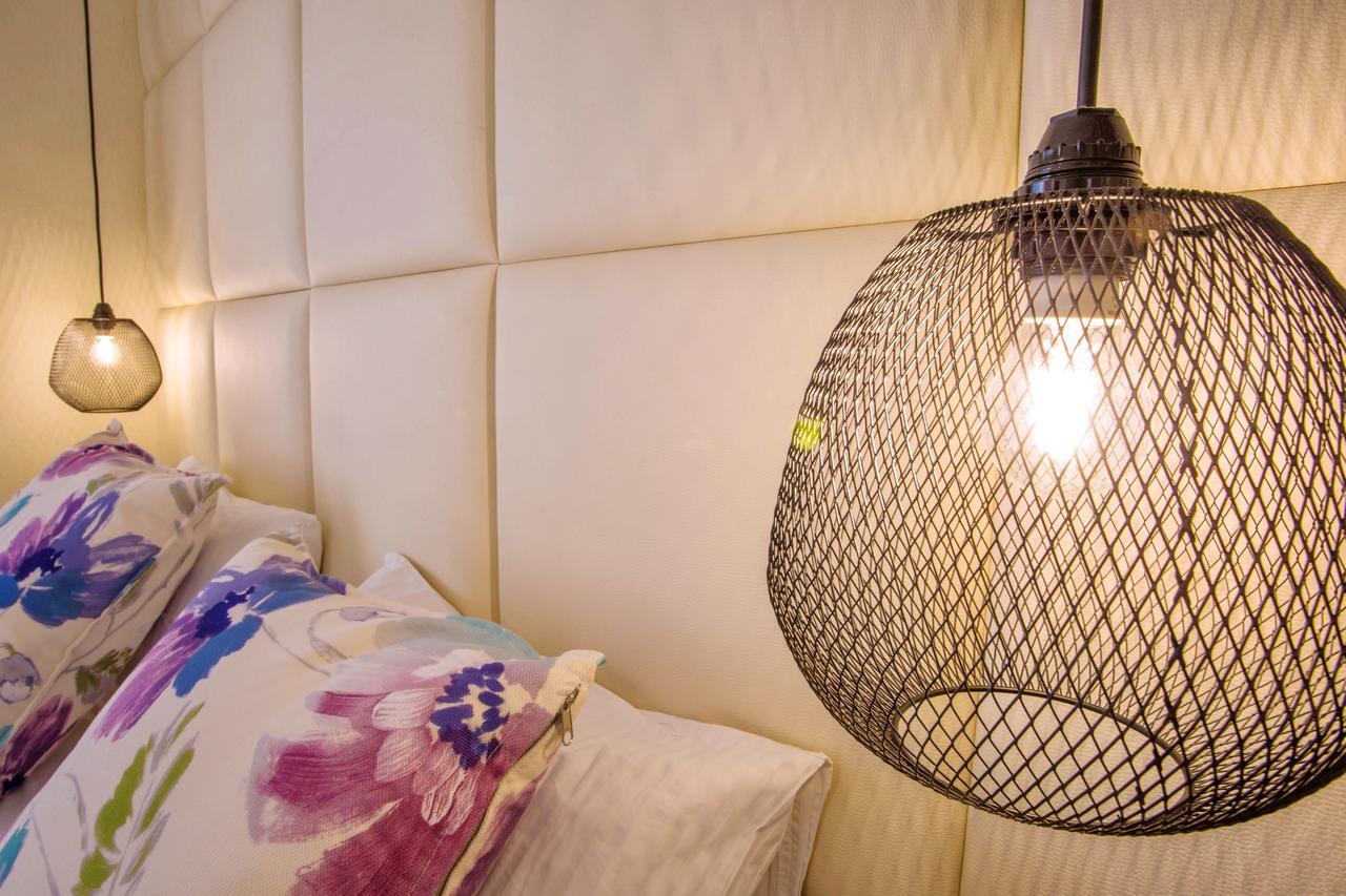 Golden Suites Ofrinion Ngoại thất bức ảnh
